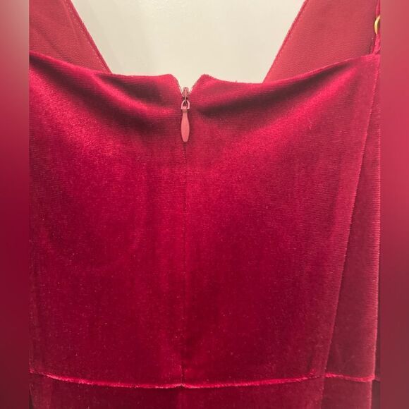 Yumi Kim Felicity Velvet Sleeveless Midi Dress in Wine.Size M - Picture 9 of 16
